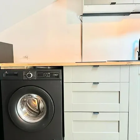 Studio Tete D'or Proche Centre De 아파트 *